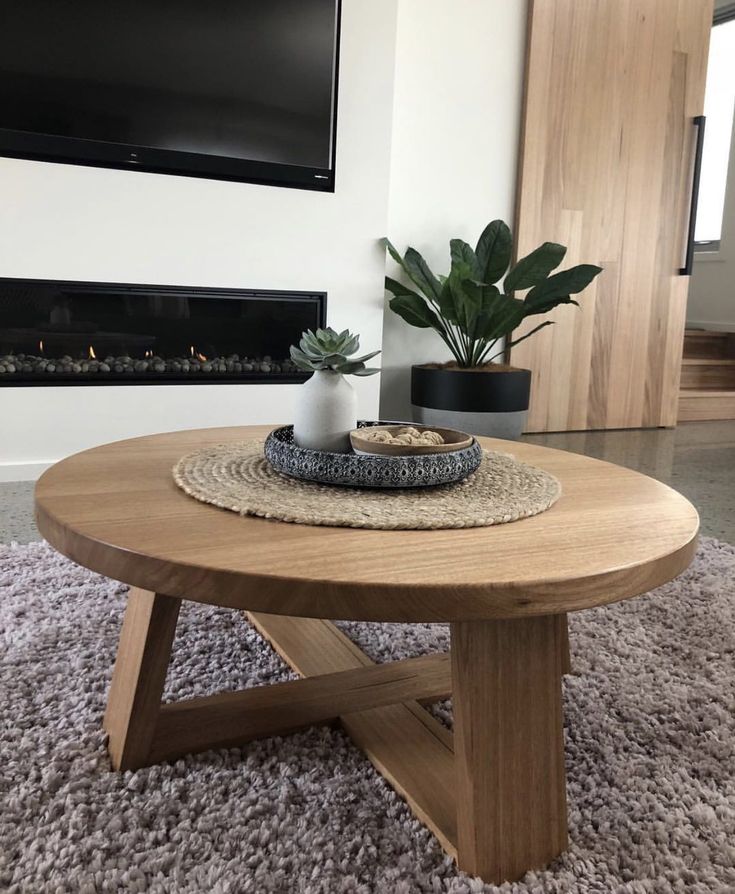 Nordic Round Coffee Table - Messmate Medium Feature 4cm thick _ 80cm diameter x 40cm H x 4cm thickness